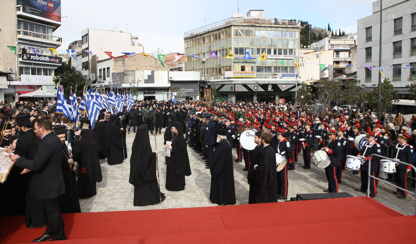 Συνδρομή στη λιτάνευση του οσίου Βησσαριώνα